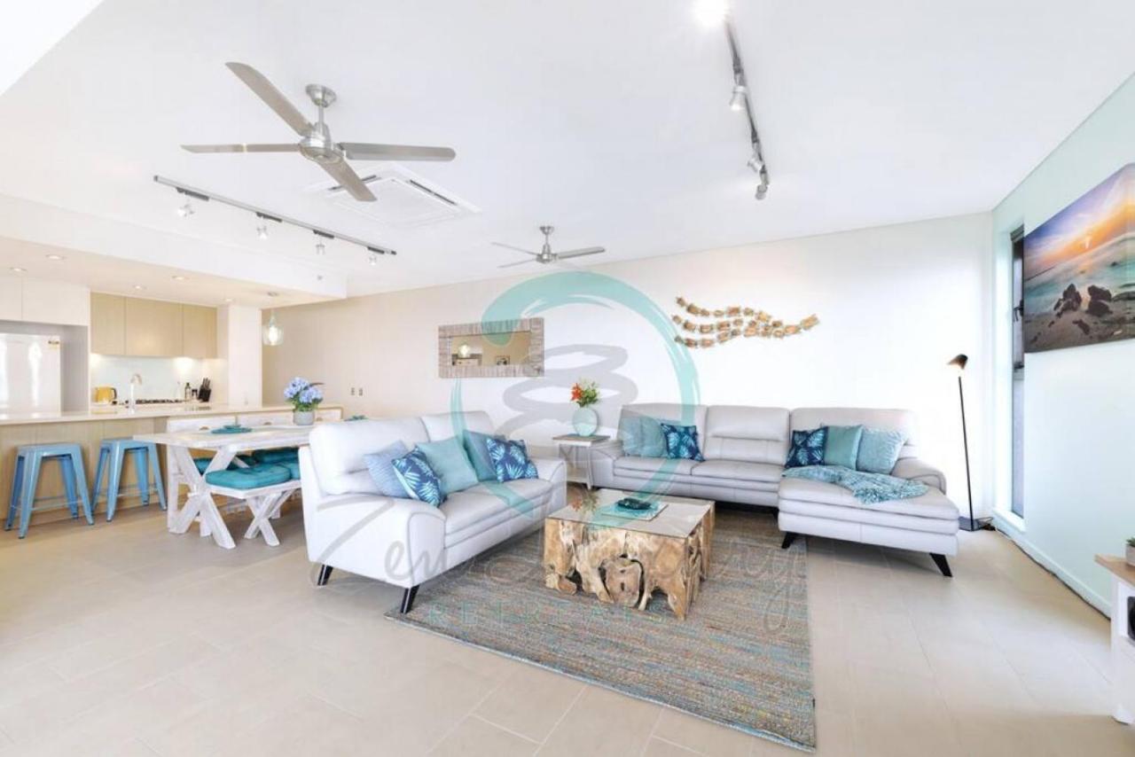 Zen Point Penthouse 3-br Executive W/front Retreat Darwin