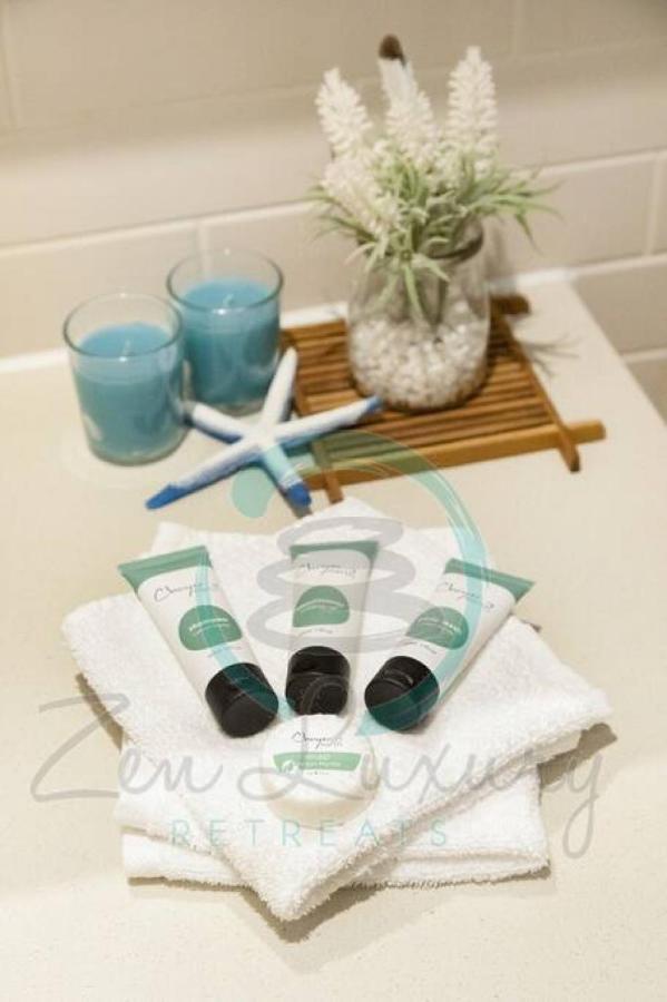 Zen Point Penthouse 3-br Executive W/front Retreat Apartment Darwin